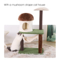 녹색 숲 고양이 긁힘 나무 버섯 모양 집
